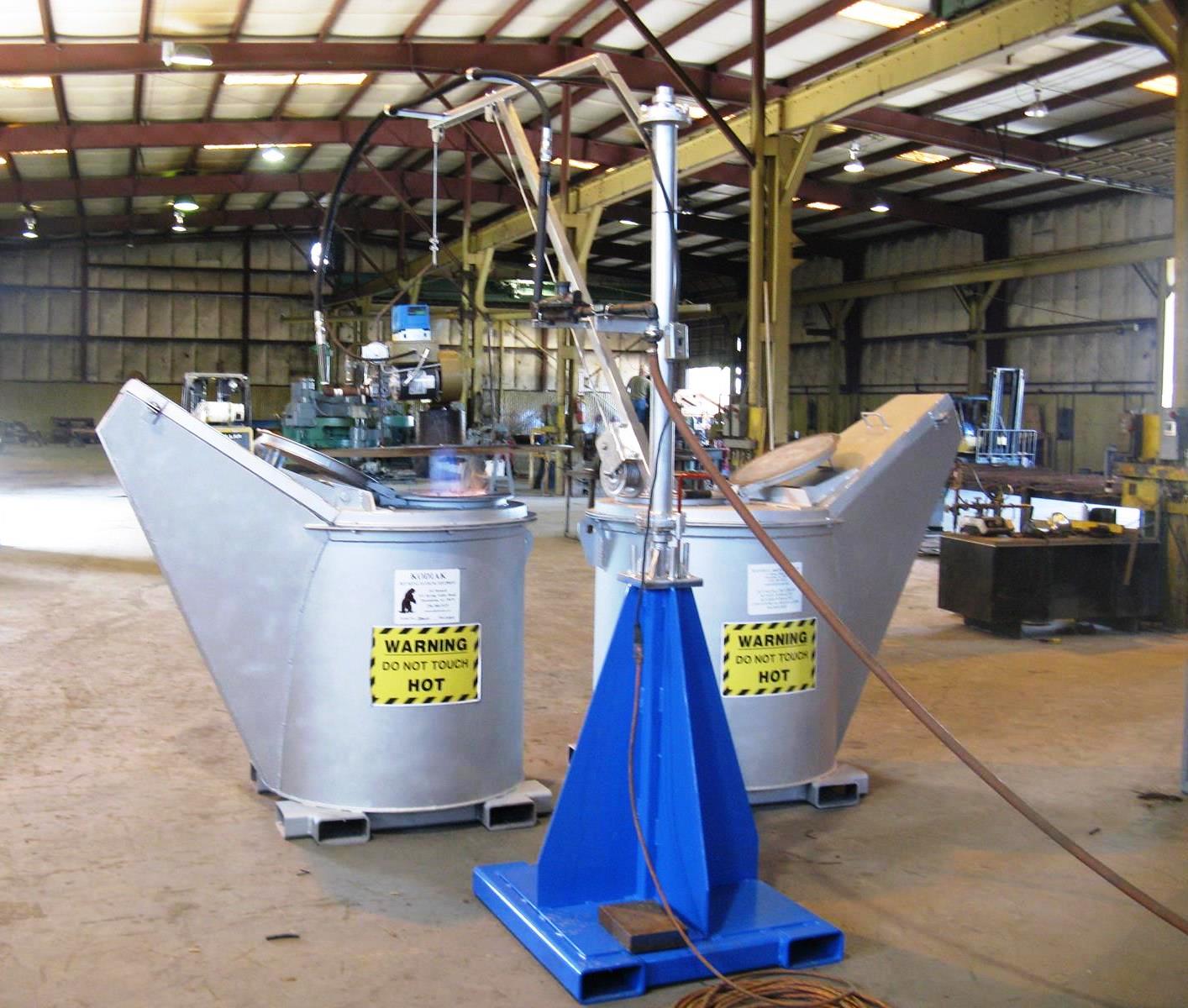 Hot Molten Metal Transfer CruciblesMolten Aluminum